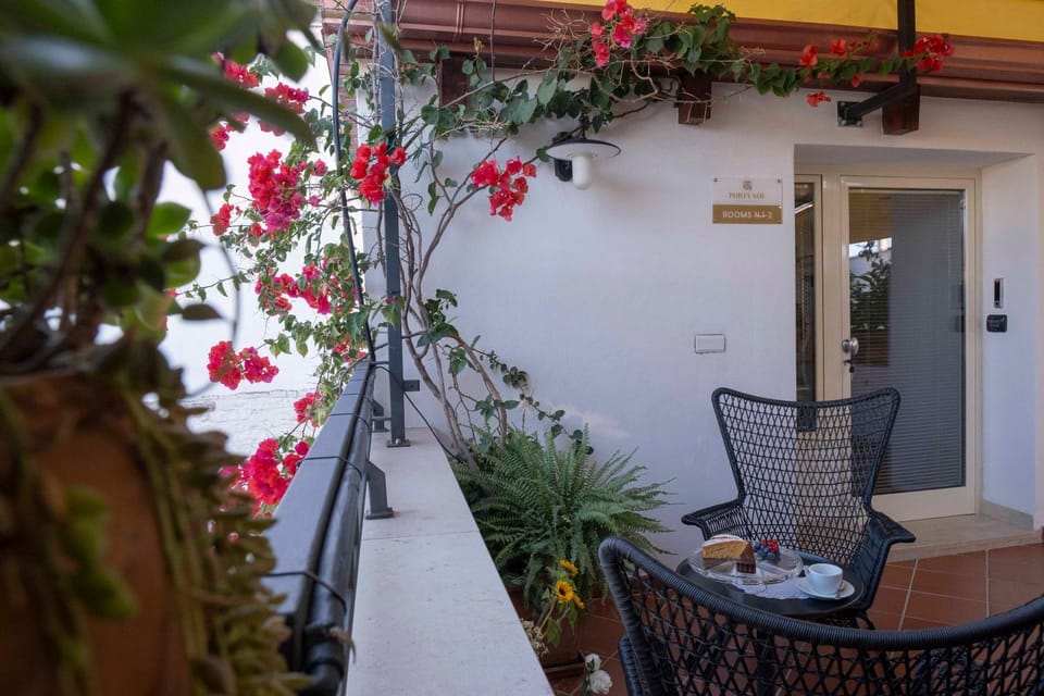 Balcony/Terrace, Balcony/Terrace