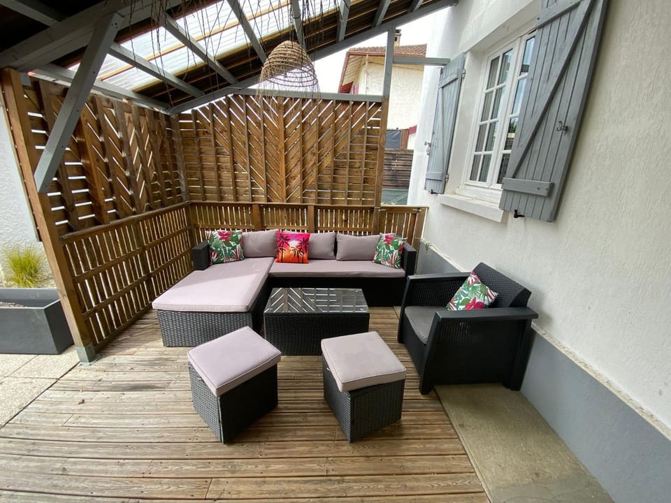 Patio, Patio, Balcony/Terrace, Balcony/Terrace