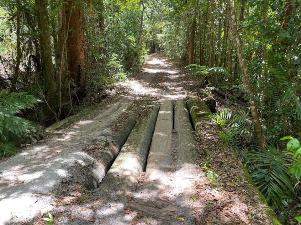 Dig's In The Valley House in Fraser Island