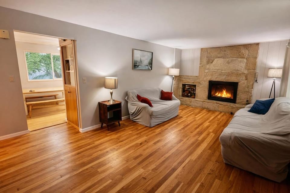 Spacious 4BR Retreat Near Idaho Falls Airport House in Idaho Falls