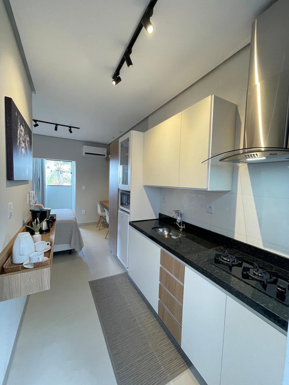 TV and multimedia, Kitchen or kitchenette, stove