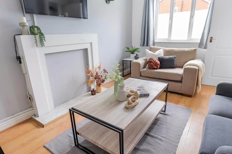 TV and multimedia, Living room, Seating area