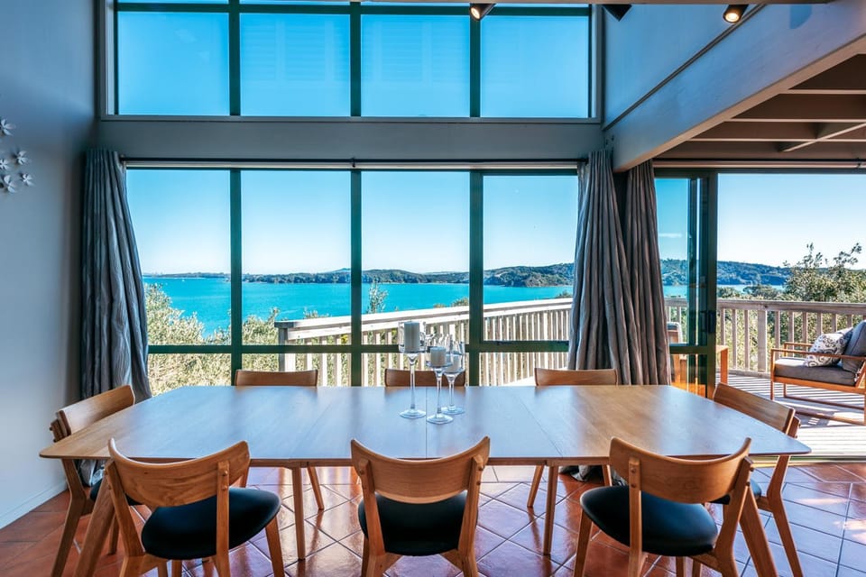 Natural landscape, Balcony/Terrace, Dining area, Sea view
