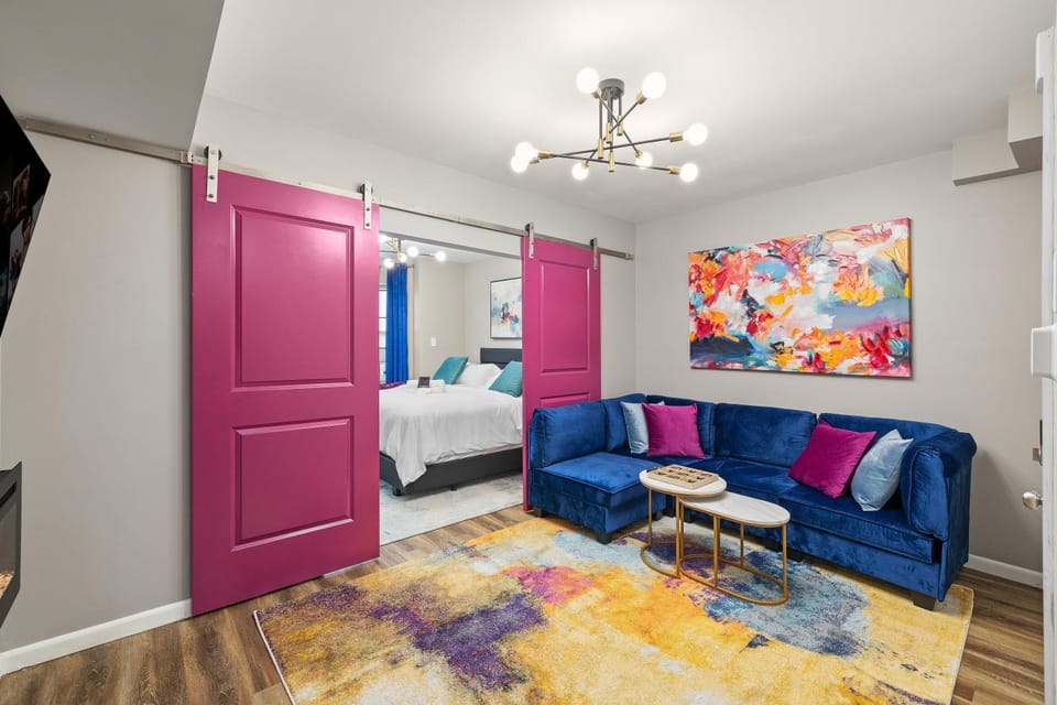 The Philly Zoo Suites - Apartments with Fireplace & Parking Available Apartment in Philadelphia