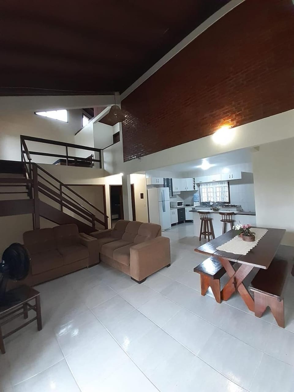 Communal lounge/ TV room, Kitchen or kitchenette, Living room, Seating area, Dining area