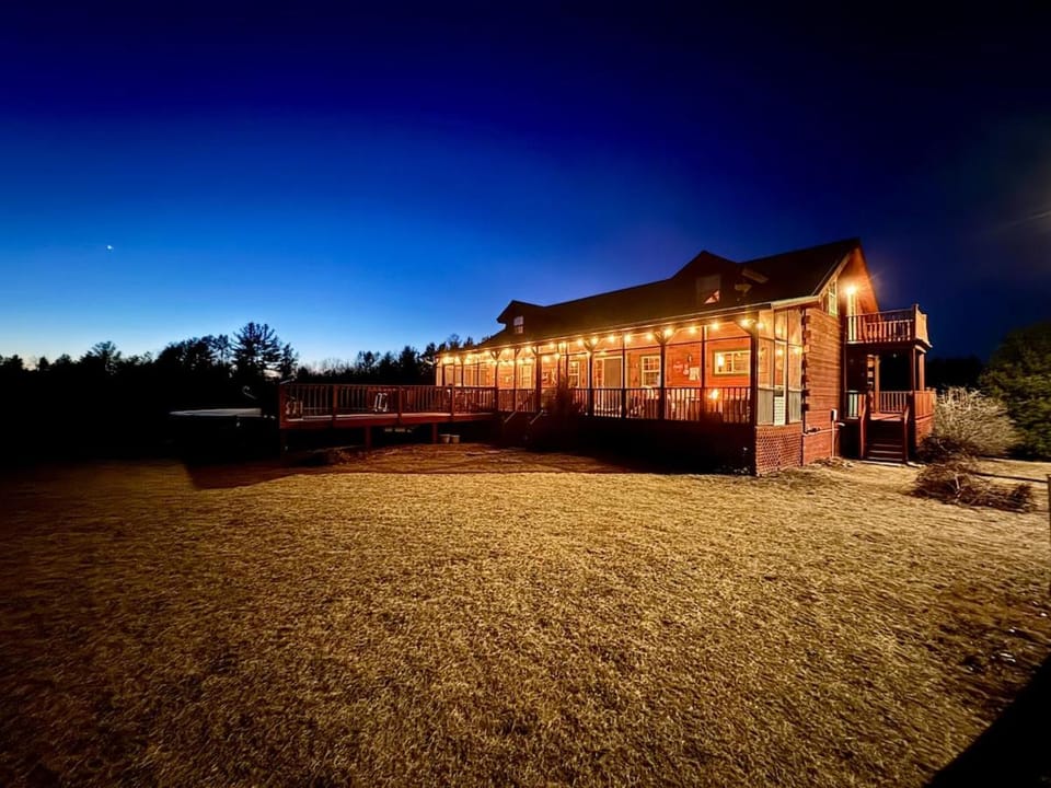 Property building, Night