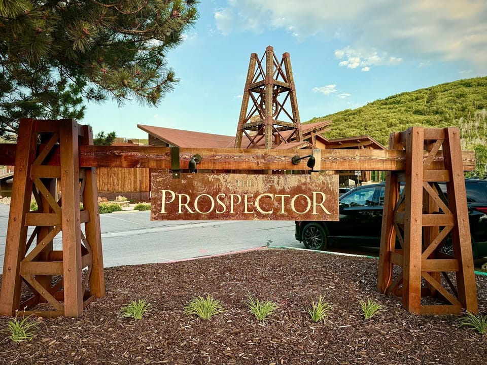 Modern Mountain Studio in the Heart of Park City Apartment hotel in Park City