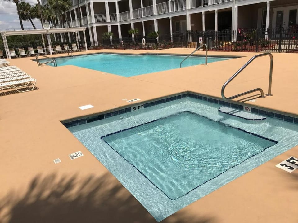 Hot Tub