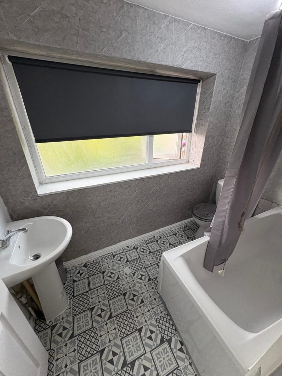 Cosy room 4 Gatwick Bed and Breakfast in Crawley