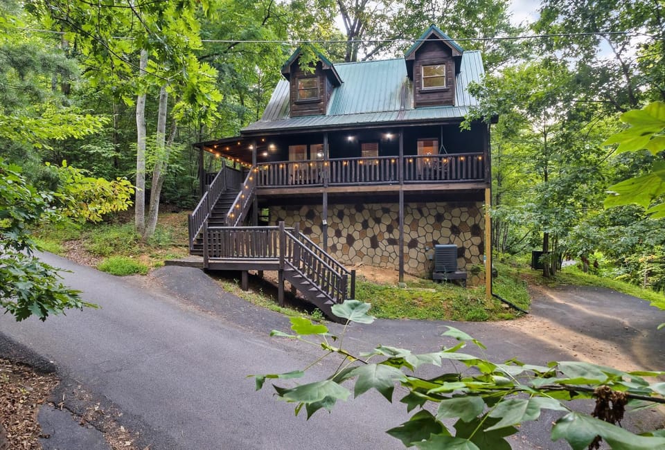 Ever & After Cabin Cabin in Gatlinburg