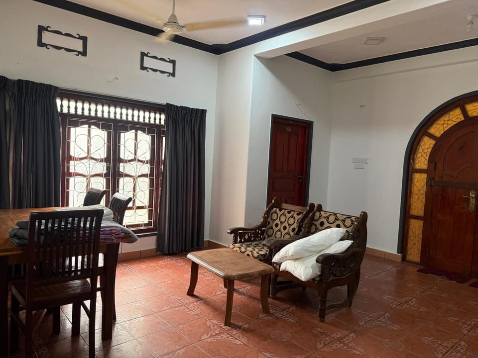 Aaraa beach house Villa in Sri Lanka