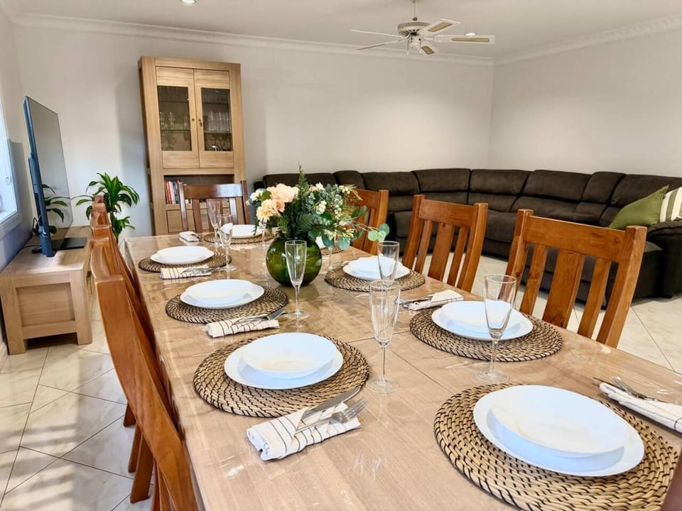 Living room, Dinner