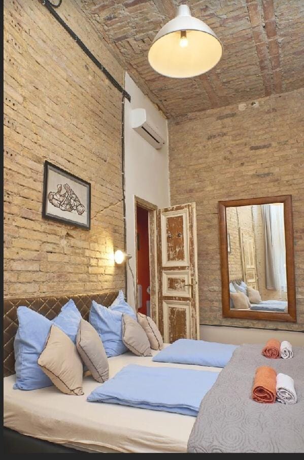 Budapest Loft Central Design Home Apartment in Budapest