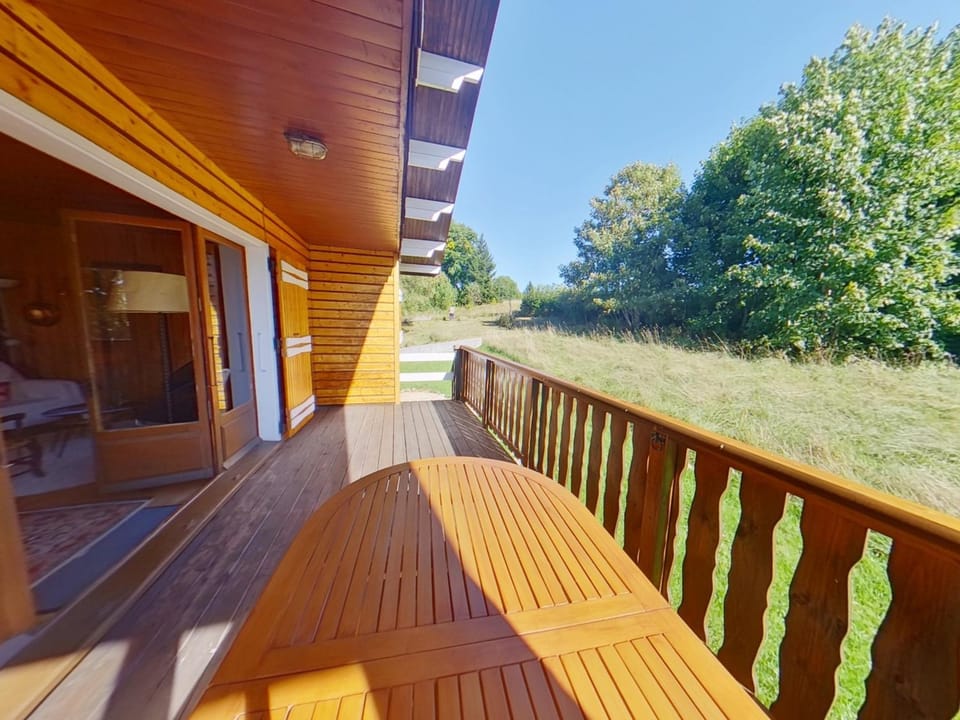 Chalet spacieux à Les Rousses pour 10 pers, proche commerces - FR-1-834-9 Chalet in Jura