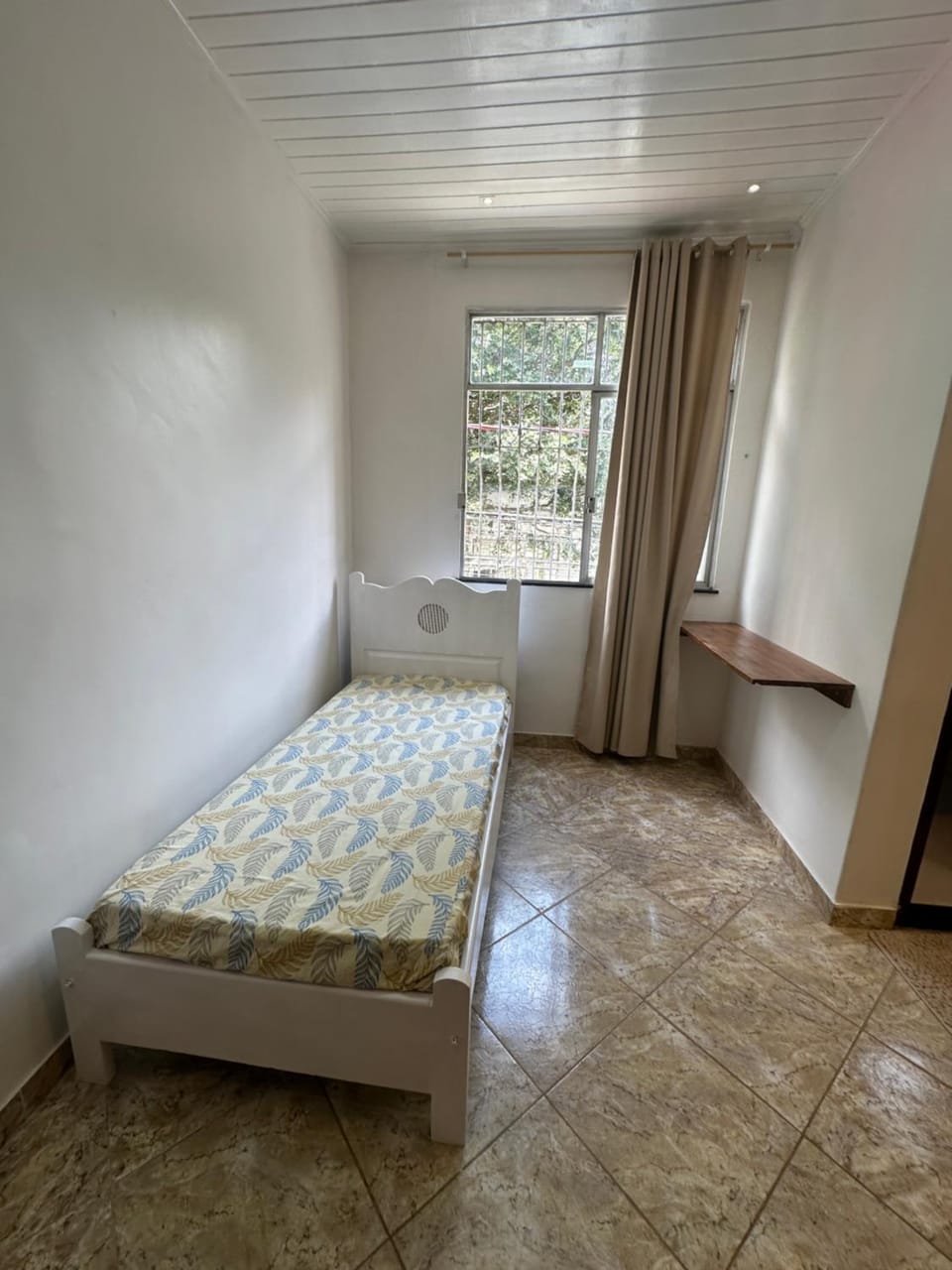Suíte espaçosa com ar-condicionado no coração de Belém próximo ao Mangueirão Vacation rental in Belém