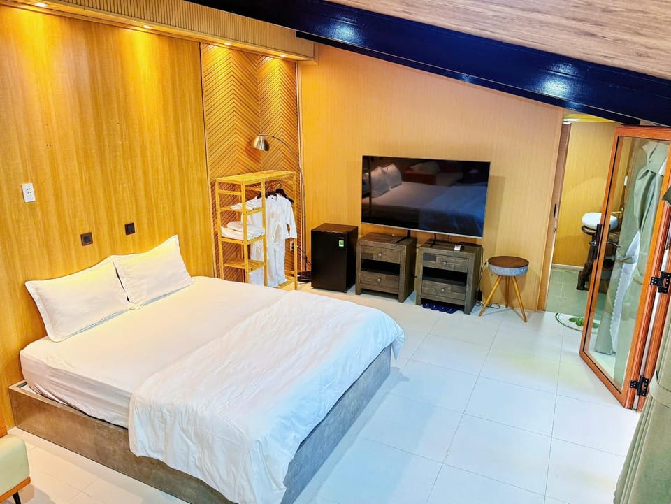 Communal lounge/ TV room, TV and multimedia, Bedroom