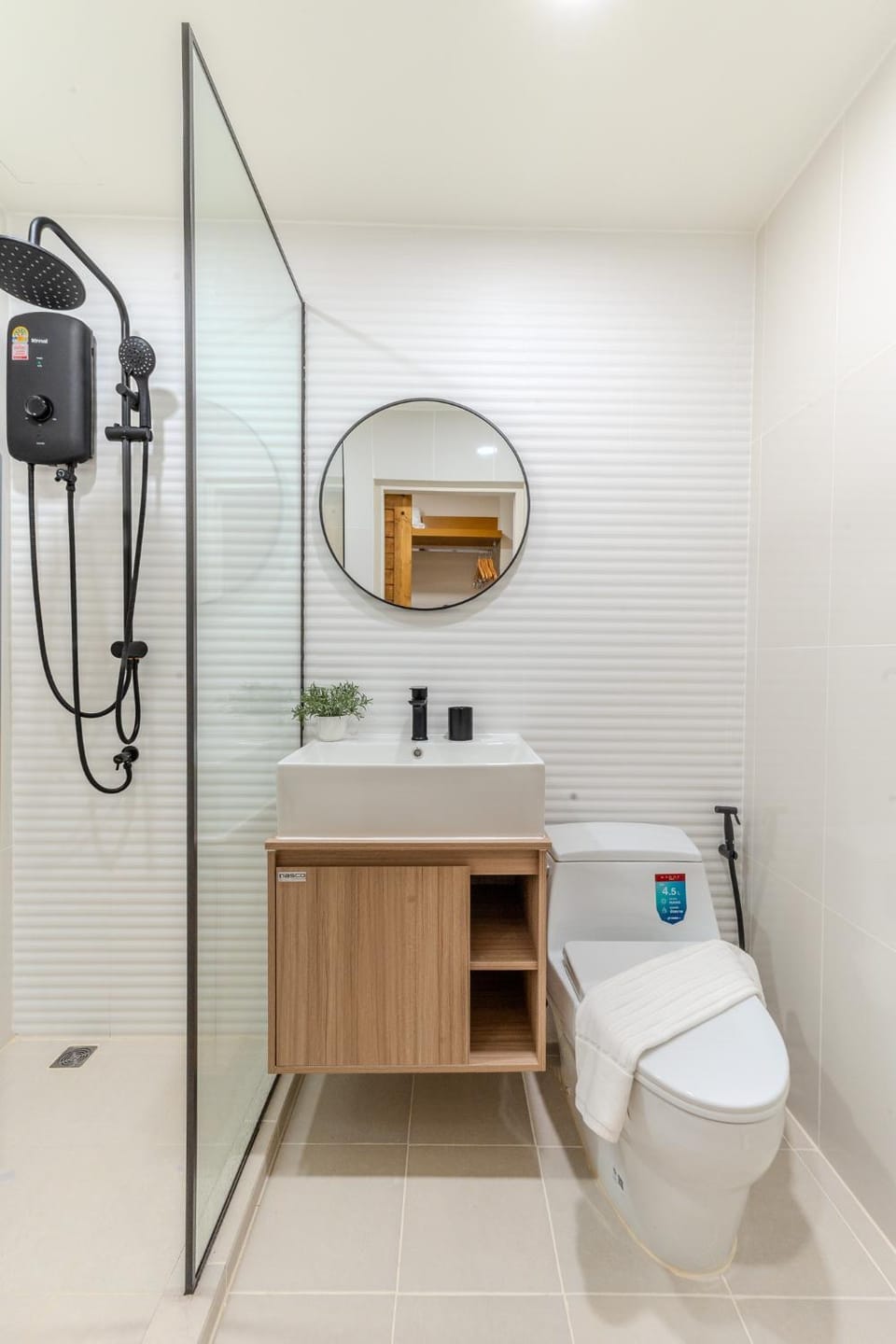 Shower, Toilet, Bathroom