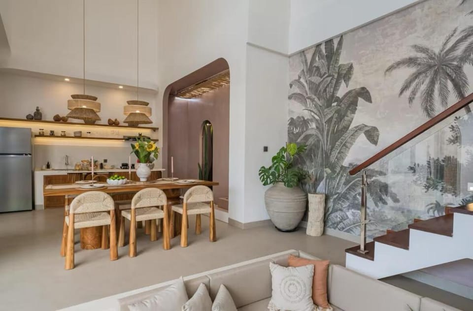 Stylish & Lush 3BD Tropical Vibes Villa in North Kuta