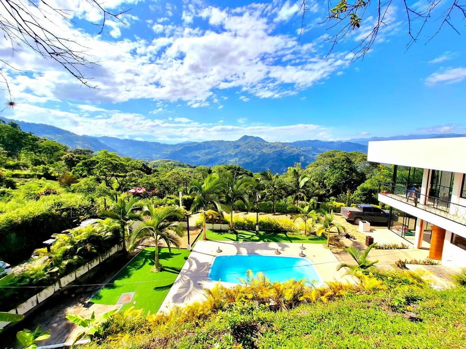 Grand Balcony Glamping ORO Campground/ 
RV Resort in Cundinamarca, Colombia