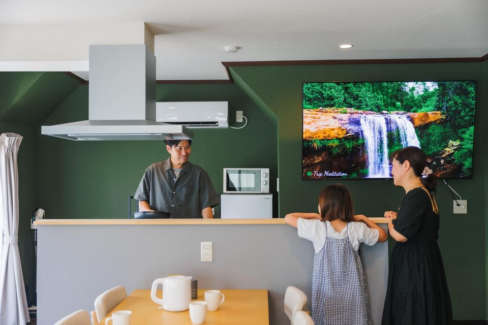 TV and multimedia, Kitchen or kitchenette, Dining area