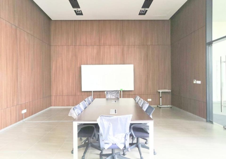 #DS4, Comfy MRT-Linked Unit, DSara Sentral SOVO Apartment in Petaling Jaya