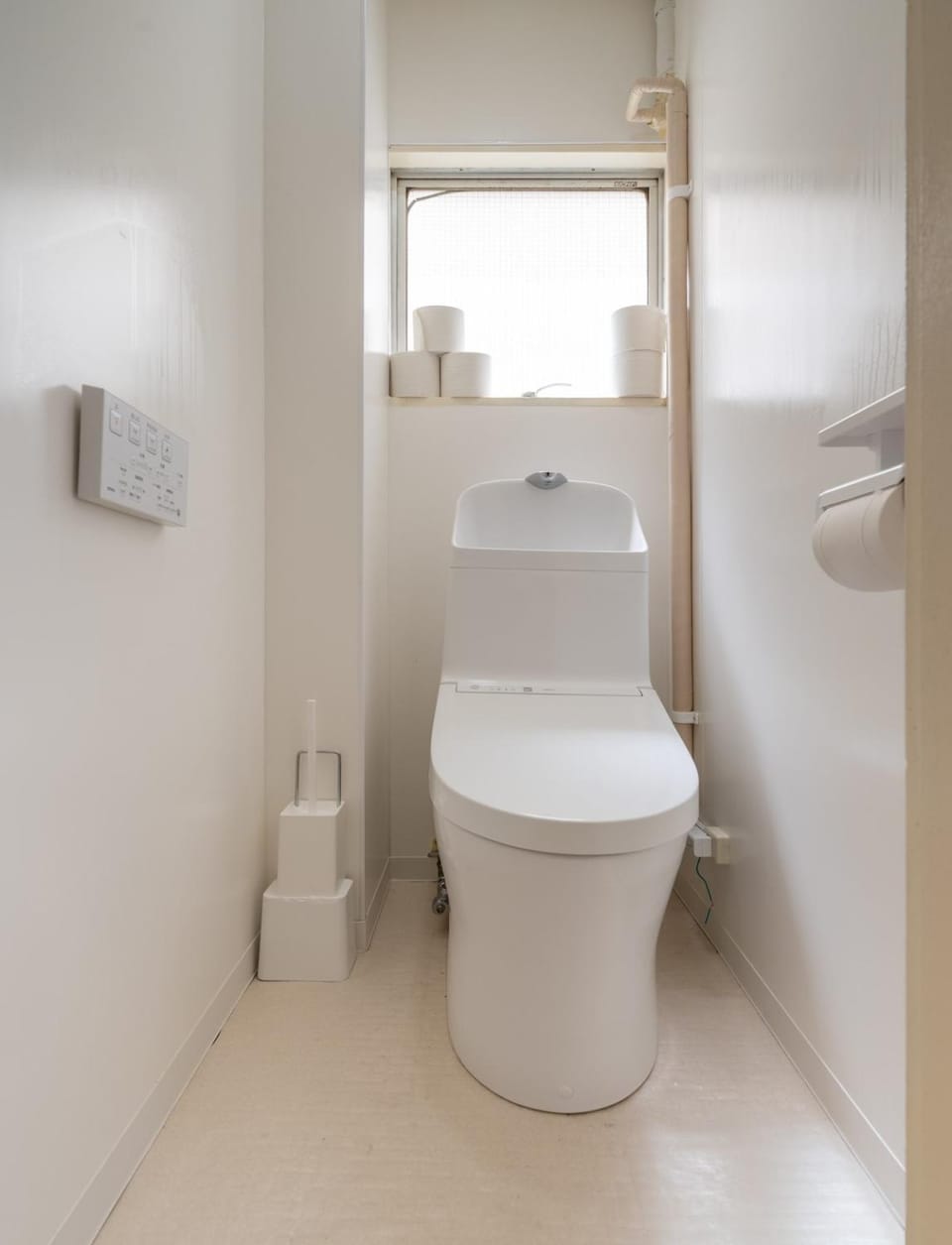 -Komatsu Building31- 10-minute walk from Nakano Station Studio apartment Apartment in Japan
