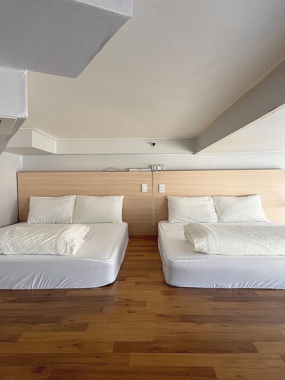 Contemporary Duplex Seoul Stn City View 3min Apartment in Seoul