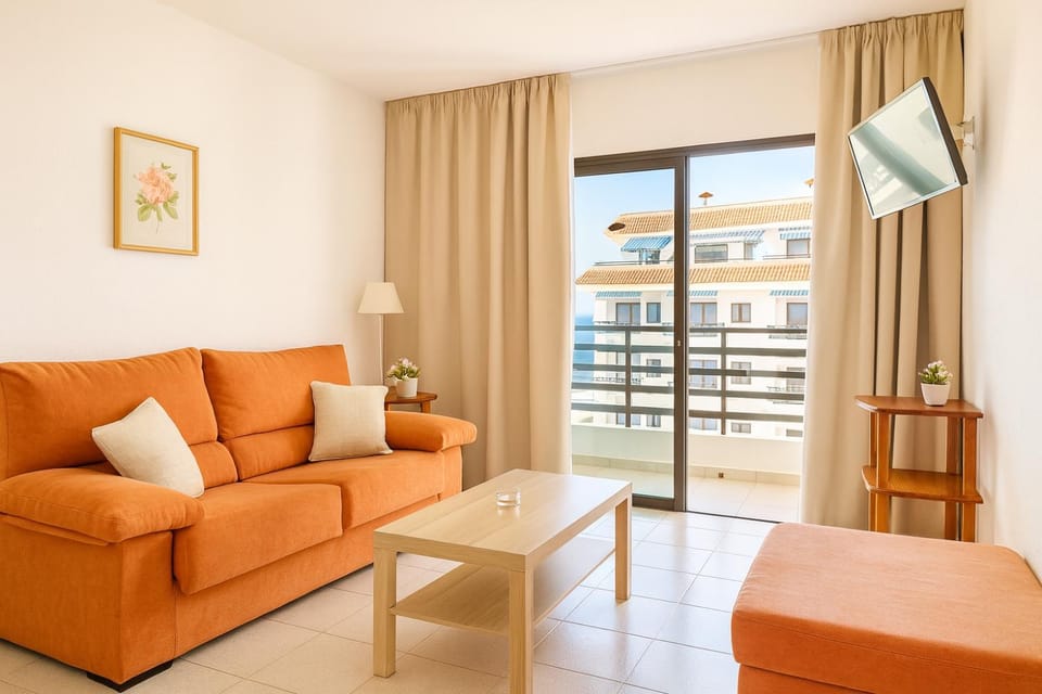 TV and multimedia, Balcony/Terrace, Living room