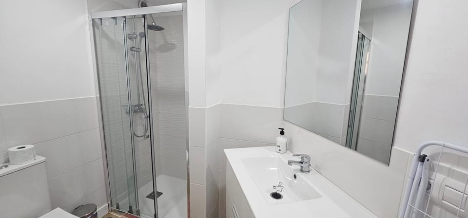 Central Puerto de la Cruz Getaway - Walk to Everything Apartment in Puerto de la Cruz