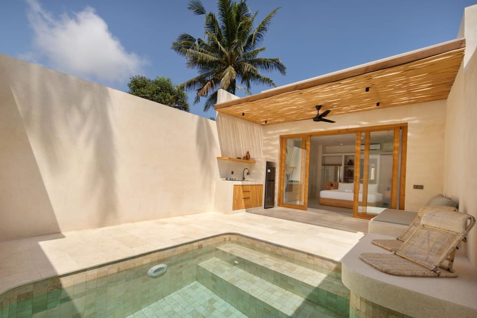 Day, Pool view, Swimming pool, Swimming pool, sunbed