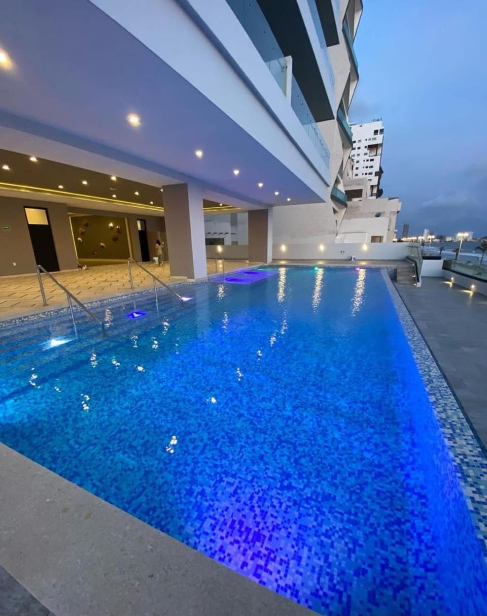Relax with panoramic ocean and city views Apartment in Mazatlan