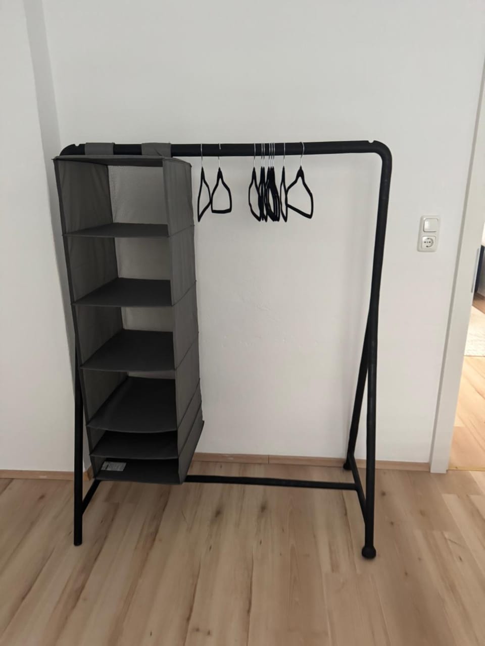 Bedroom, wardrobe