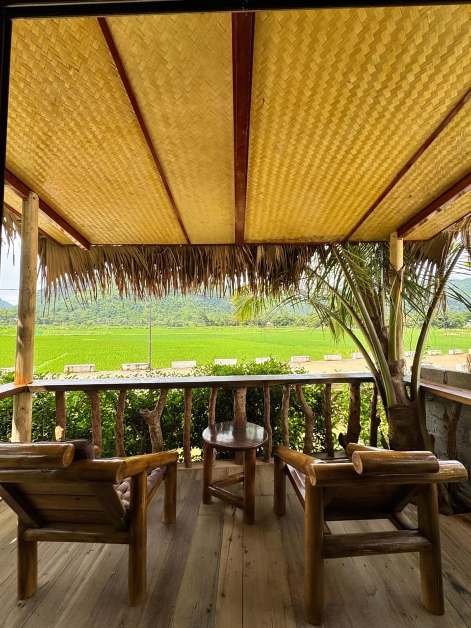 Patio, Day, View (from property/room), Balcony/Terrace, Mountain view