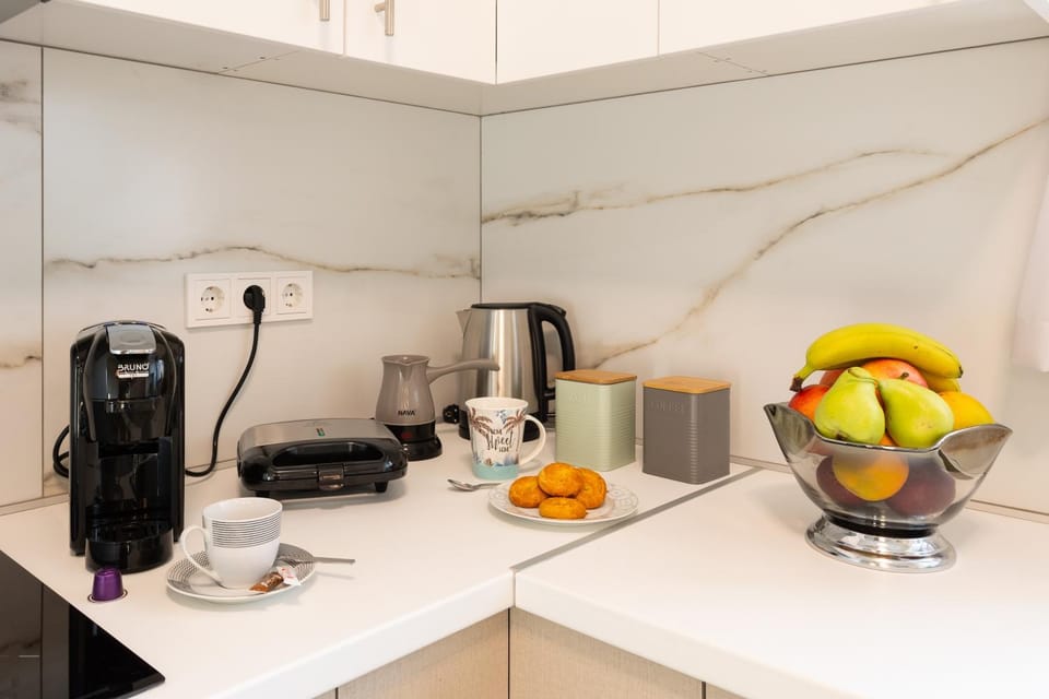 Coffee/tea facilities, Kitchen or kitchenette, toaster