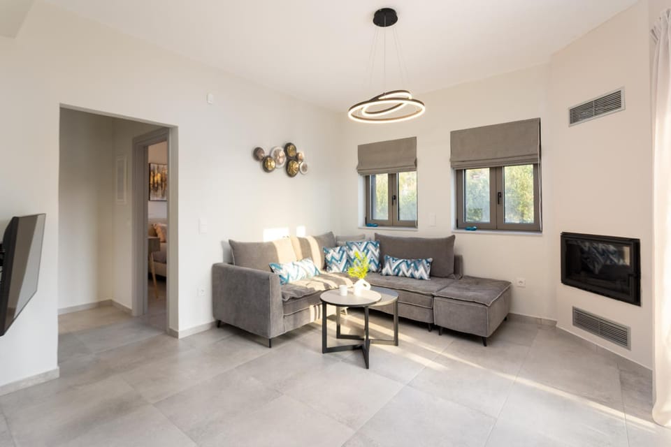 TV and multimedia, Living room, Seating area