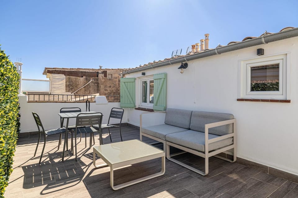 Patio, Day, View (from property/room), Balcony/Terrace