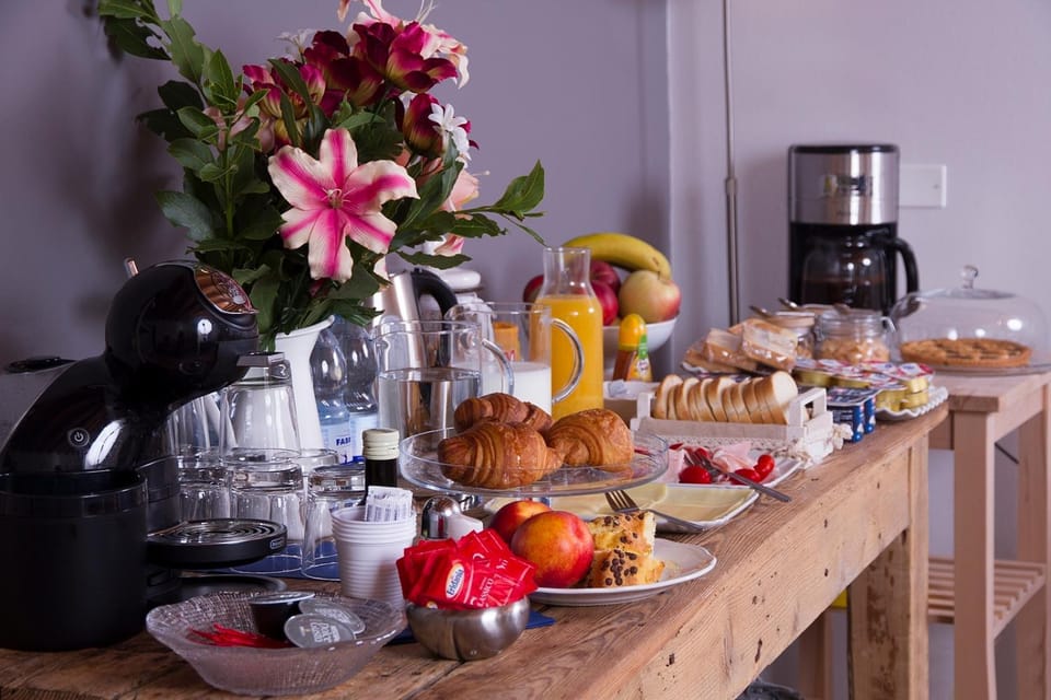 Breakfast, Buffet breakfast