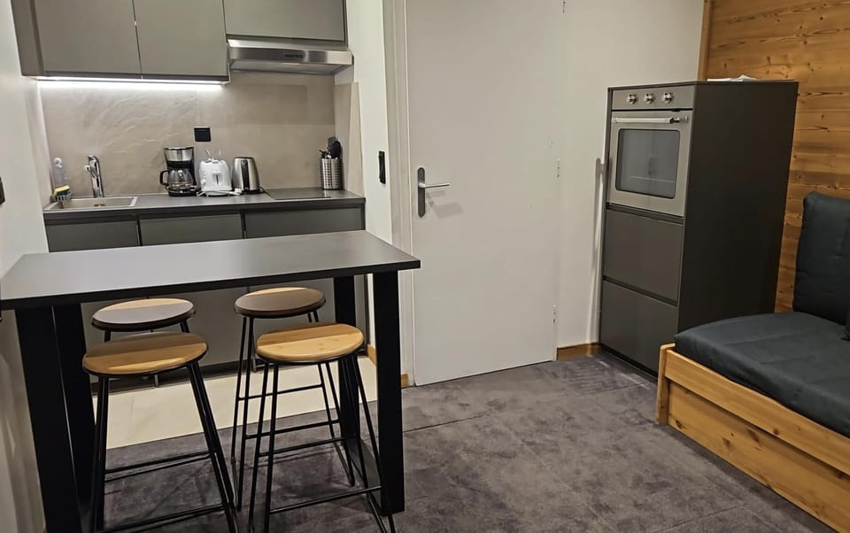 Lac Du Lou Cosy Apartment Val Thorens Apartment in Val Thorens