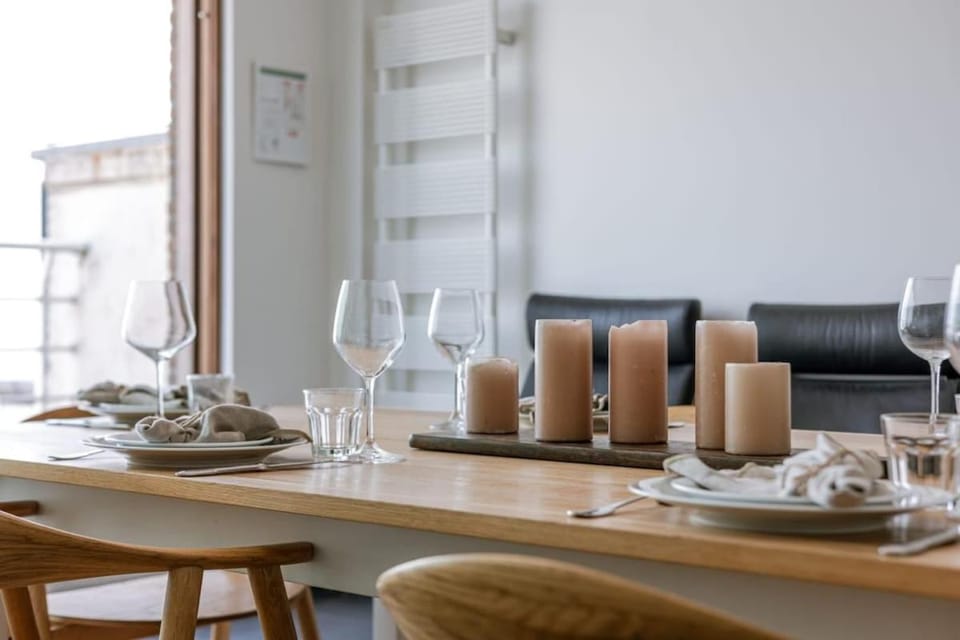 Seahouse by BLOSS, seafront duplexappartement Apartment in De Haan