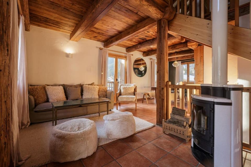 Chalet Scandinave - Ski-in out Piste Flegere - Next to Golf - By Cozee Rentals Chalet in Chamonix