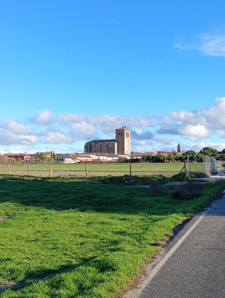 Nearby landmark, Natural landscape, Landmark view
