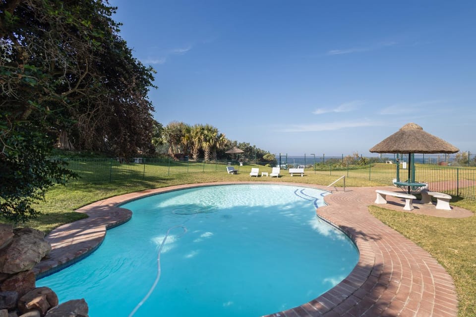 Day, Natural landscape, Garden, Garden view, Pool view, Swimming pool, sunbed
