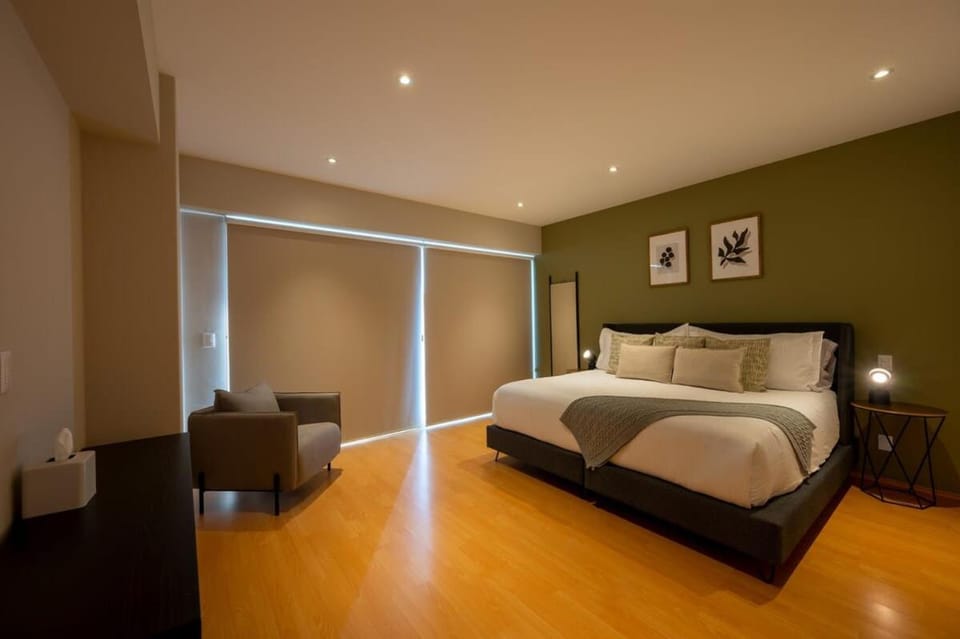 Capitalia Elegant Sant Fe Getaway with Gym House in Mexico City