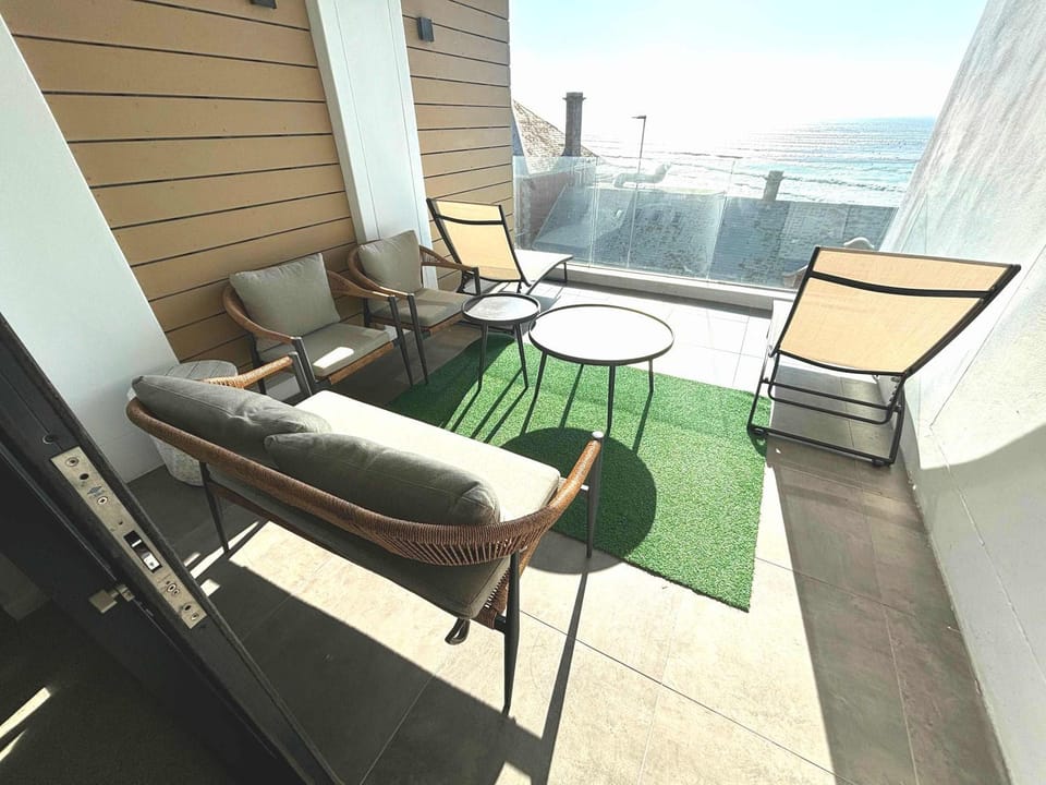 Wavescapes Sunrise Stay Apartment in Cape Town