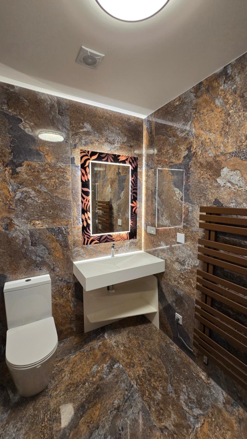 Toilet, Bathroom