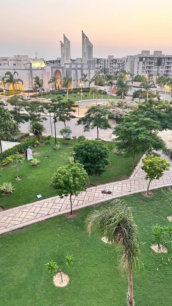Luxurious and hotel-like accommodation with garden view Apartment in Cairo Governorate