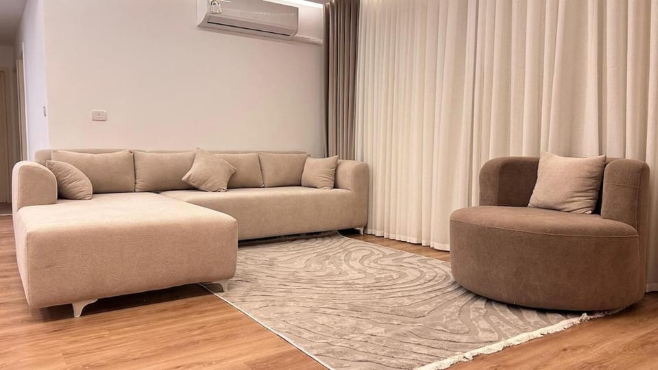 Luxurious and hotel-like accommodation with garden view Apartment in Cairo Governorate