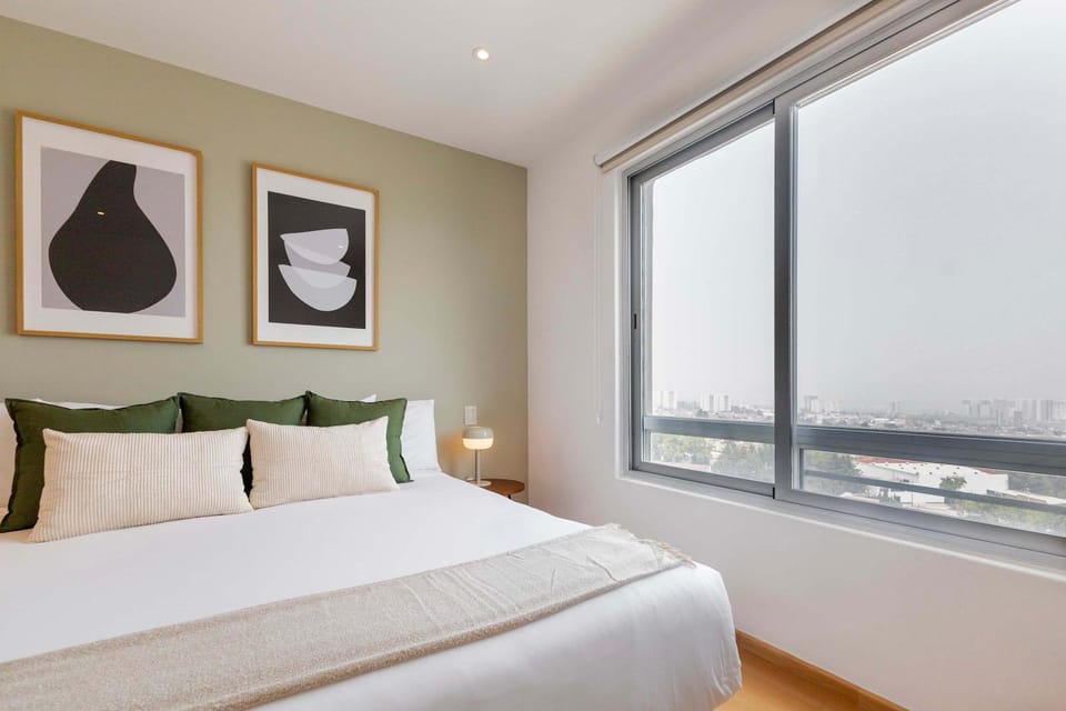 Capitalia Gym Parking Access Near Santa Fe Mall Apartment in Mexico City