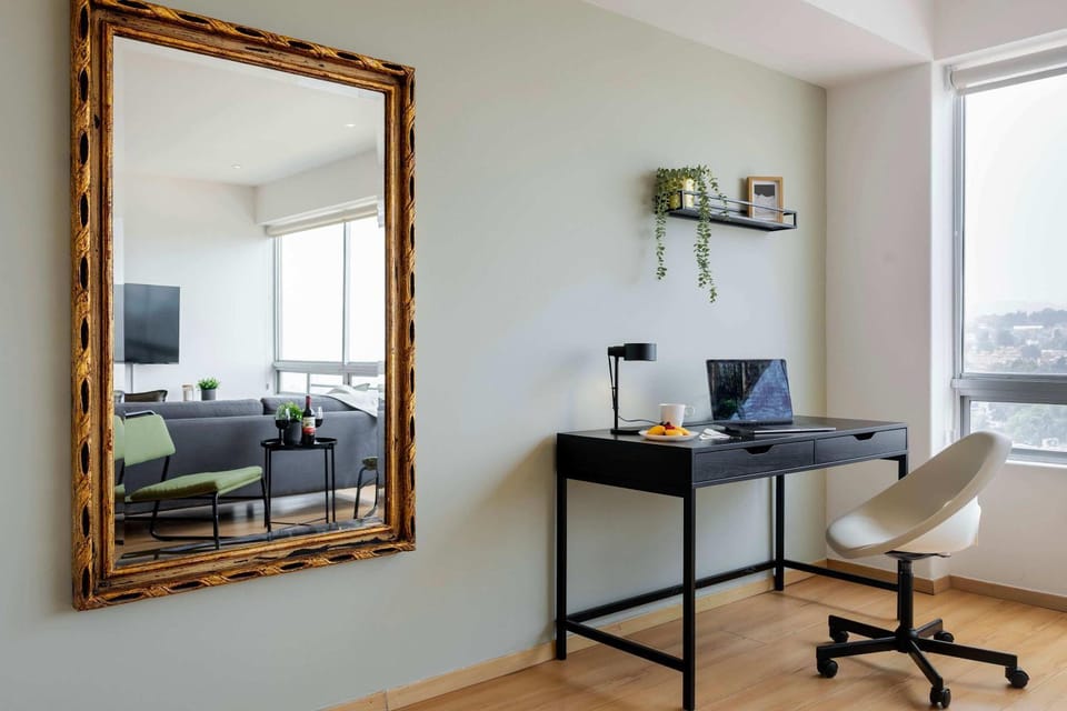 Capitalia Gym Parking Access Near Santa Fe Mall Apartment in Mexico City