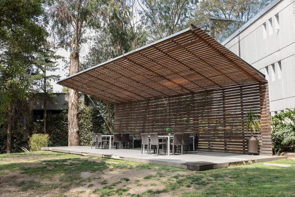 Capitalia Gym Parking Access Near Santa Fe Mall Apartment in Mexico City